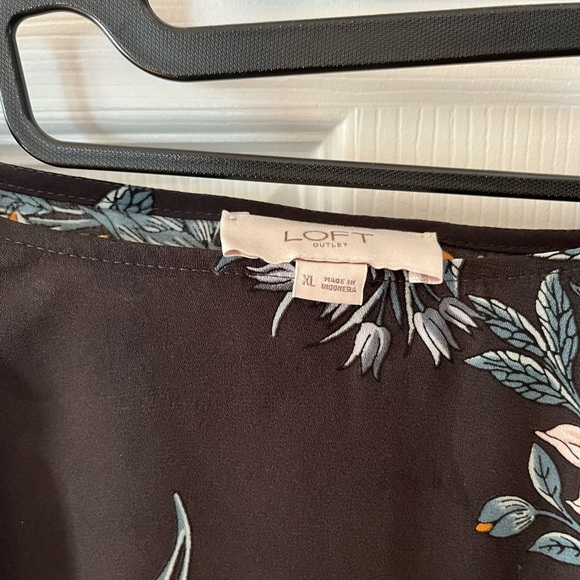 Lift Floral Ruffle Shoulder Long Sleeve Blouse XL - Picture 2 of 3